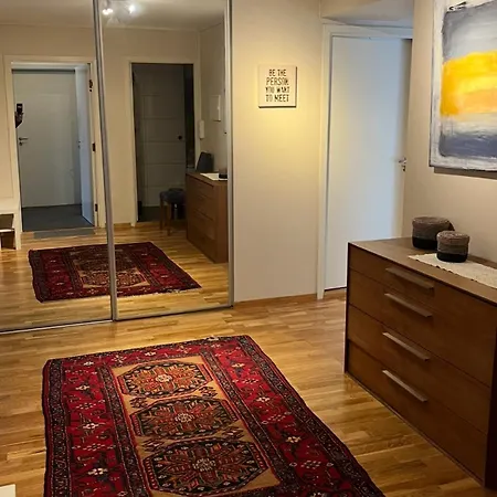 In Bergens Location شقة